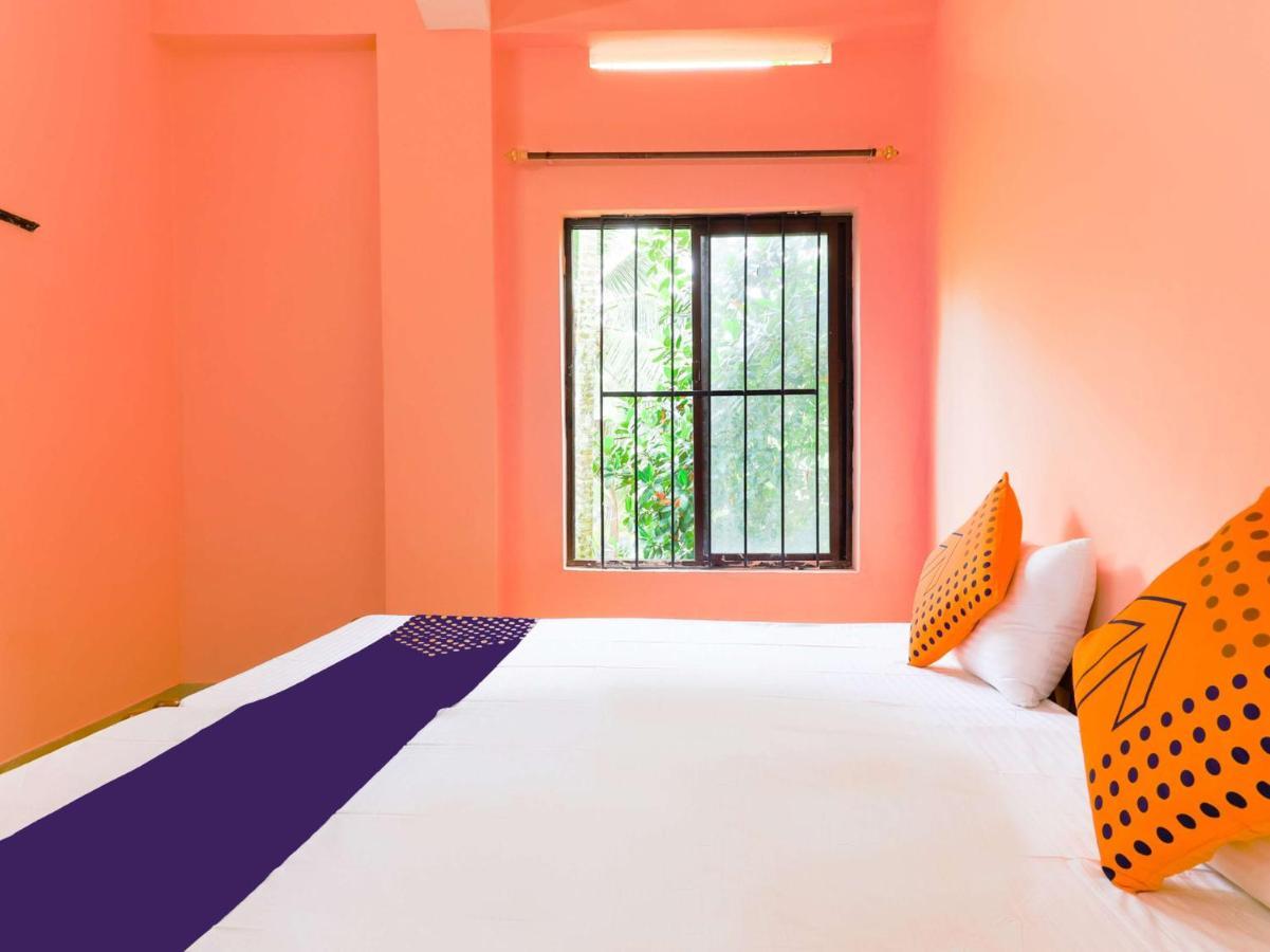 Oyo New Mubarak Tourist Home Panmana Экстерьер фото